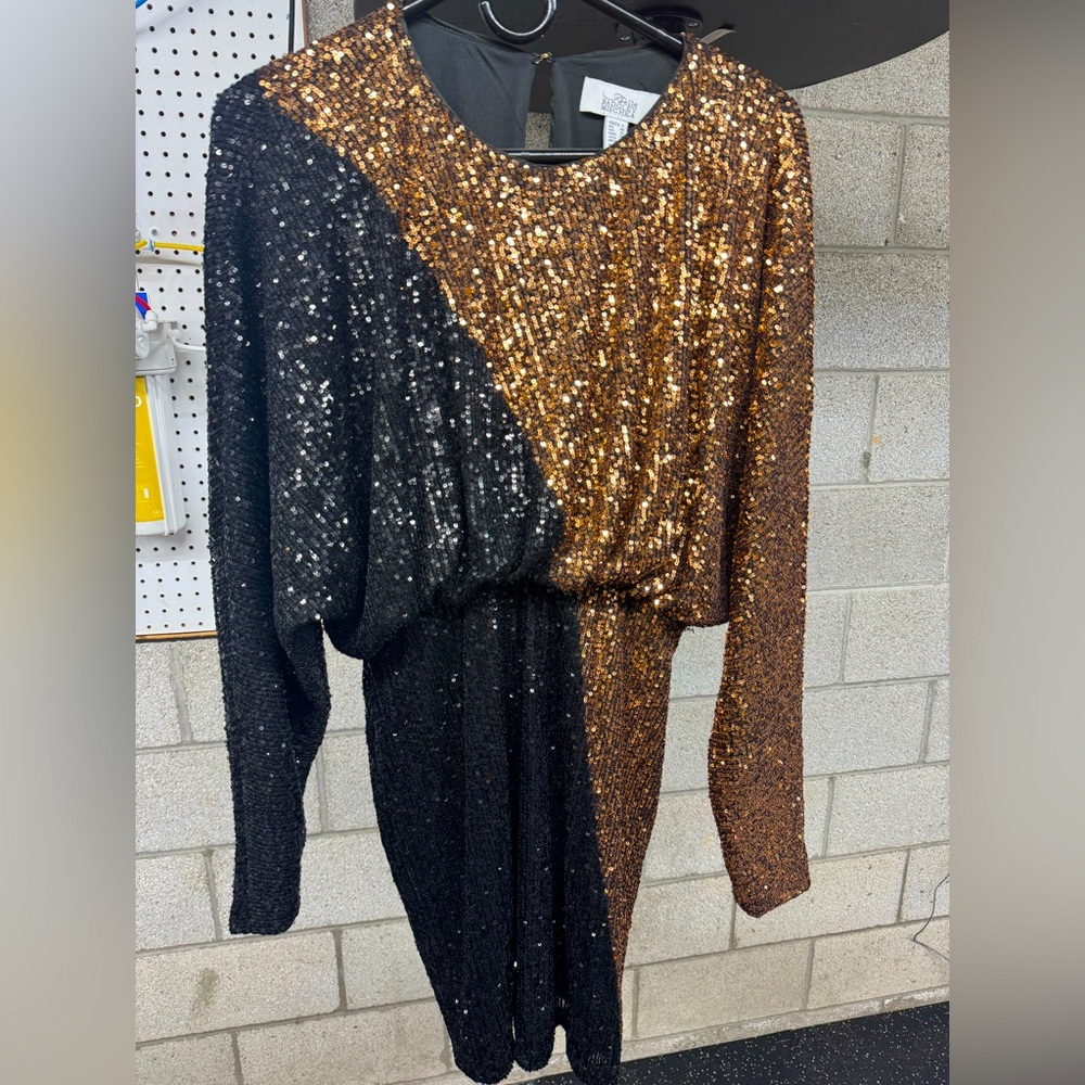 Women’s black & gold sequin mini dress size 6
